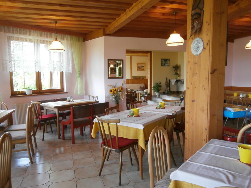 Ferienpension Garni Hubert Rigelnik Sankt Kanzian am Klopeiner See Exterior photo