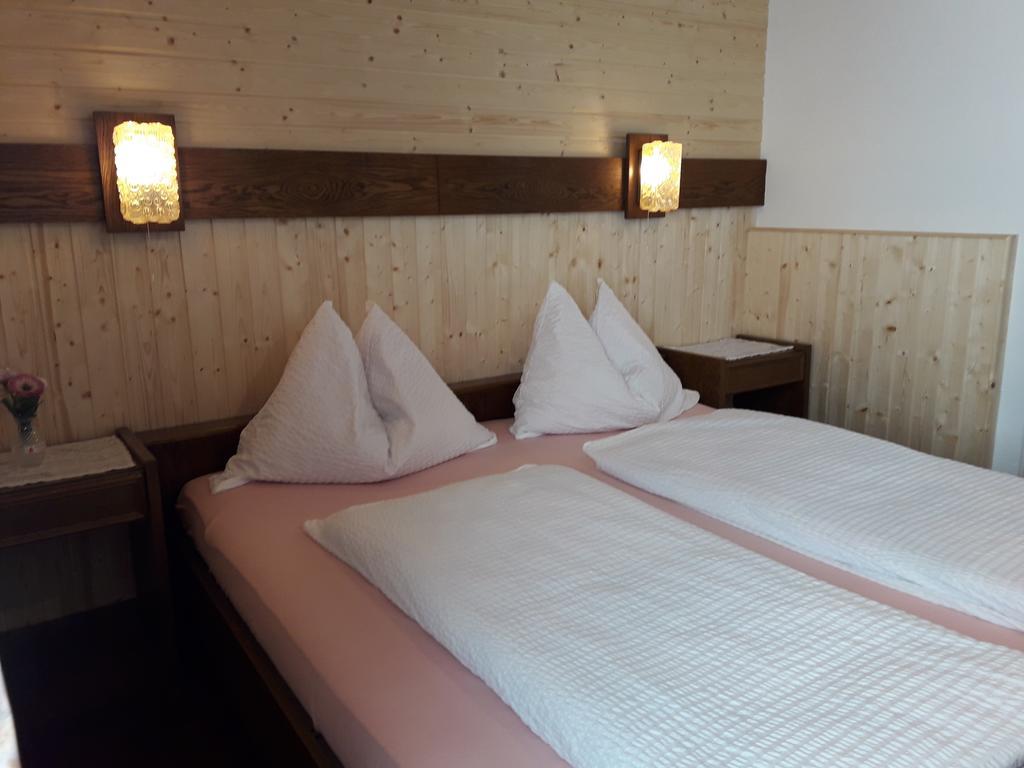 Ferienpension Garni Hubert Rigelnik Sankt Kanzian am Klopeiner See Exterior photo